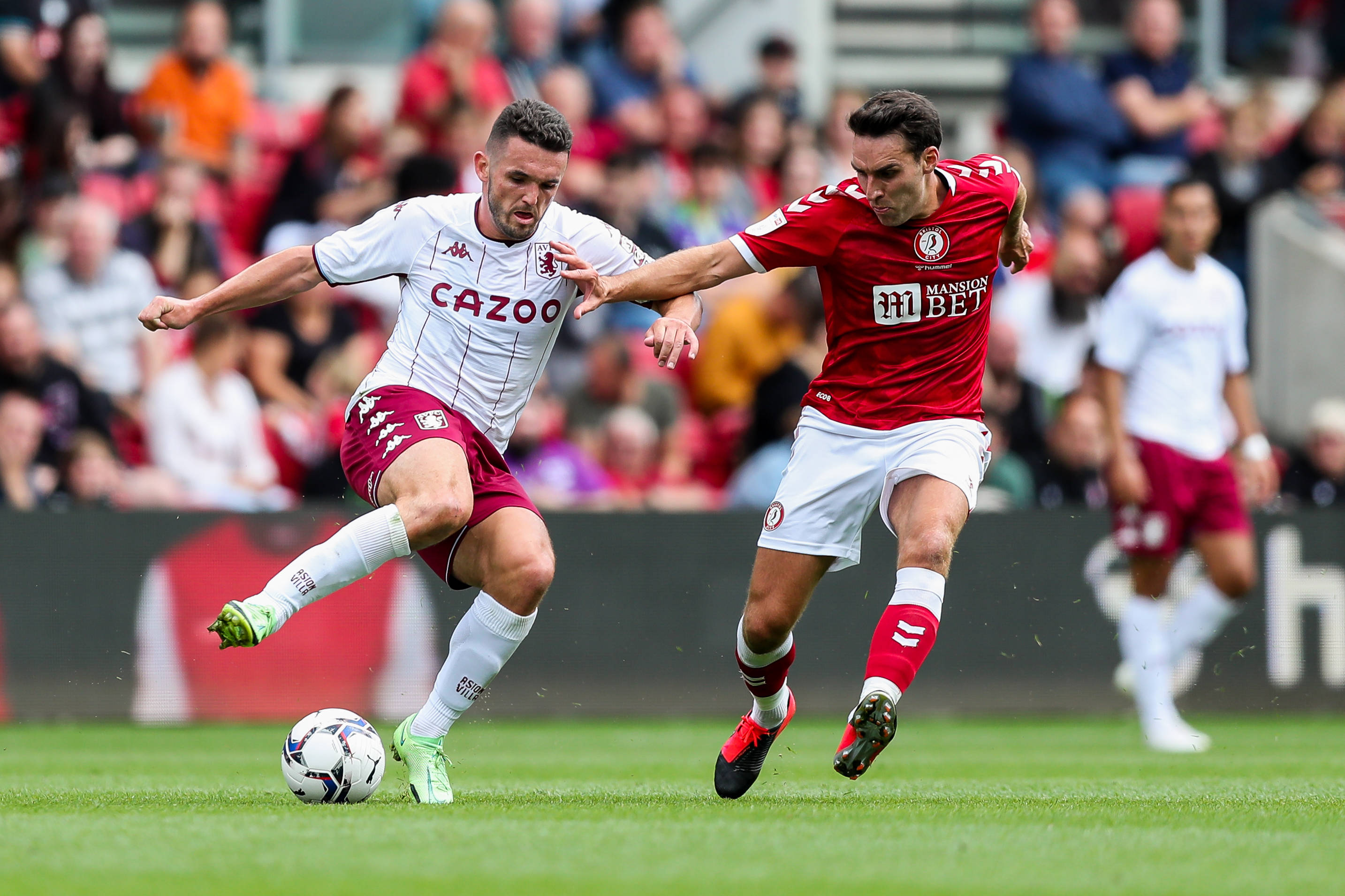 爱游戏手机版-纽约尼克斯回应争议备战社区盾科维托娃在勇士比赛中势不可挡，连对手都承认：西亚卡姆与80激战勇士分钟